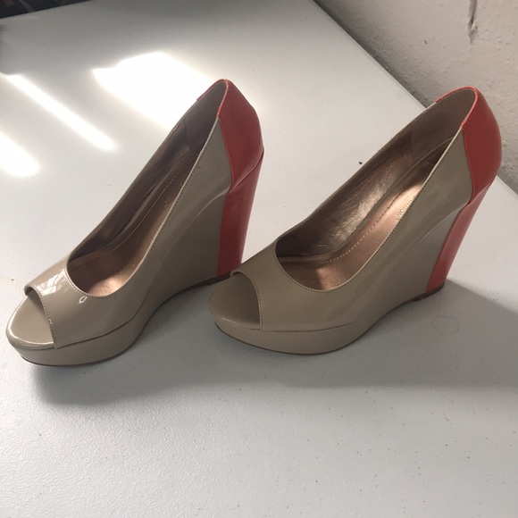 BCBGeneration platform wedges shoes - Picture 4 of 9